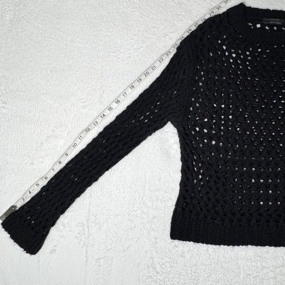 Simons Open Knit Mesh Crew Neck Sweater Black Women's Size XS/S - Picture 10 of 11